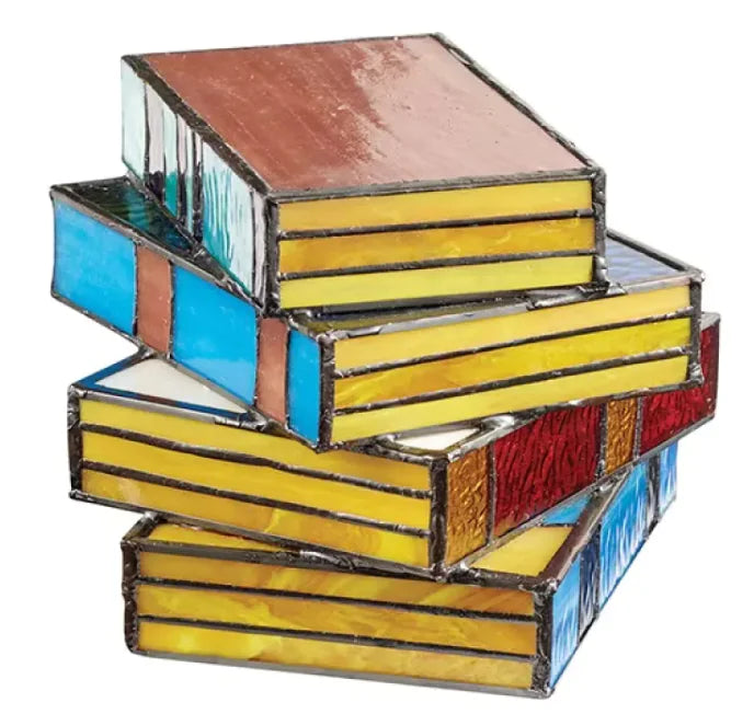 Stacked Books Lamp 📖