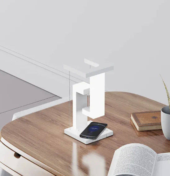 Waldo the Wireless Charging Lamp ⚡